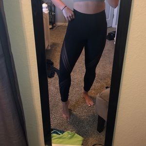 Lululemon mesh black leggings